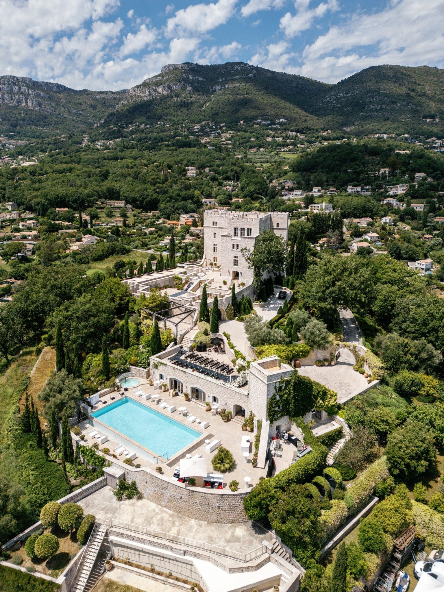 Drone picture Chateau St-Jeannet - Luxury wedding on french riviera