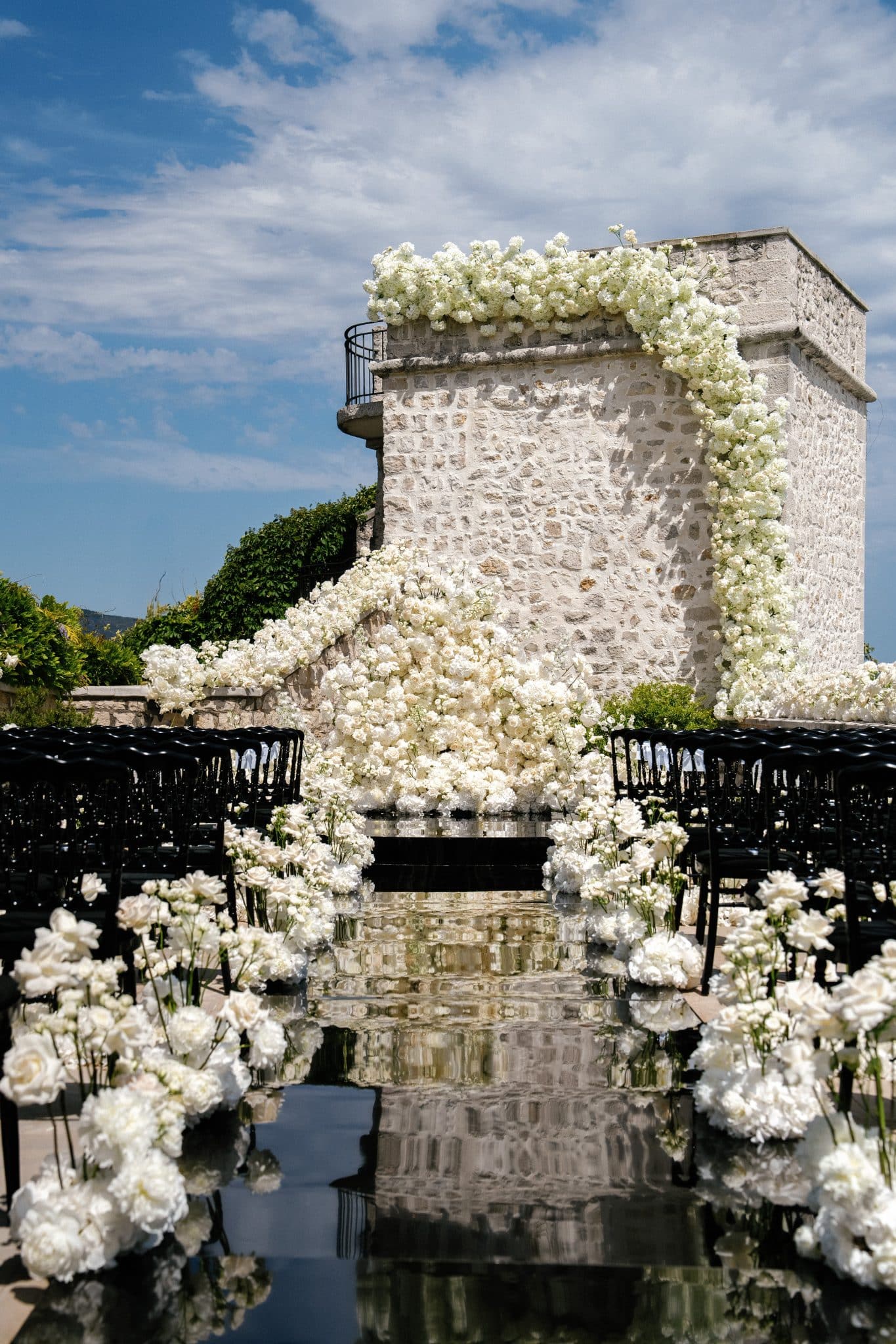 Wedding decoration french riviera at Chateau Saint Jeannet
